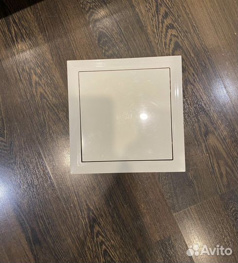 Пластиковое окошко 21,5*21,5