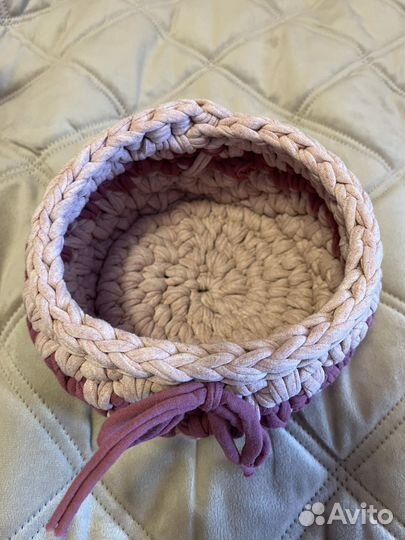 Вязаная корзинка для хранения