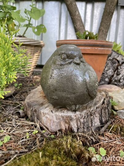 Птичка из бетона.Декор для сада