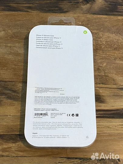 Чехол Apple на iPhone 11 черный