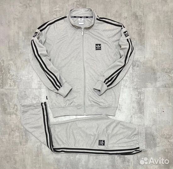 Спортивный костюм Adidas (прямые штаны)