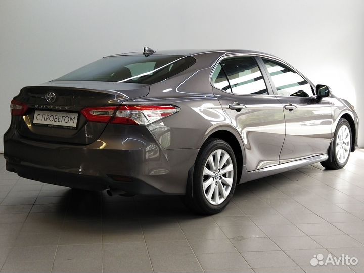 Toyota Camry, 2020