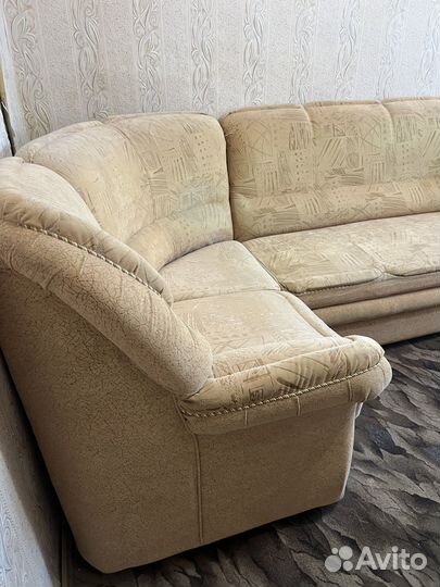 Угловой диван