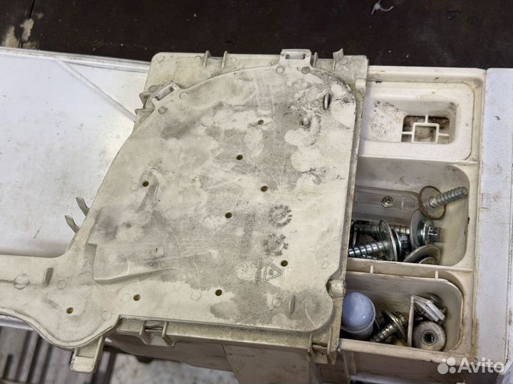 Запчасти от стиральной машины indesit