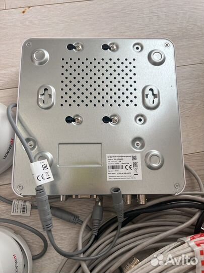 Комплект видео наблюдения и Видеорегистратор