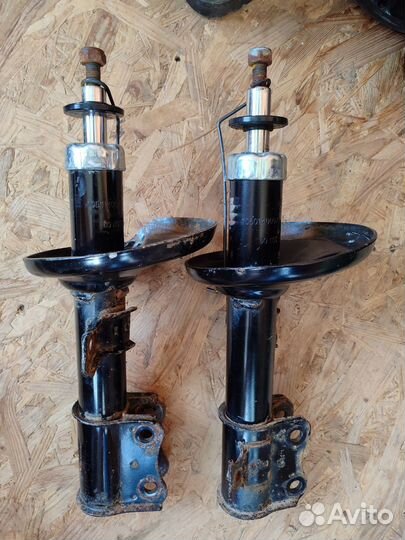 Амортизаторы на Suzuki Liana