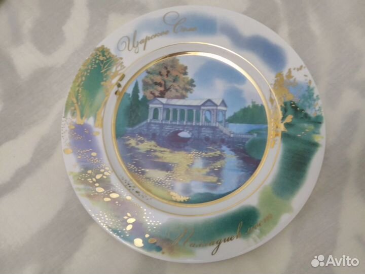 Блюдо фарфоровое или тарелка на стену