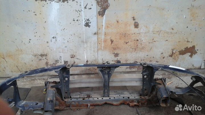 Телевизор Subaru Legacy B13