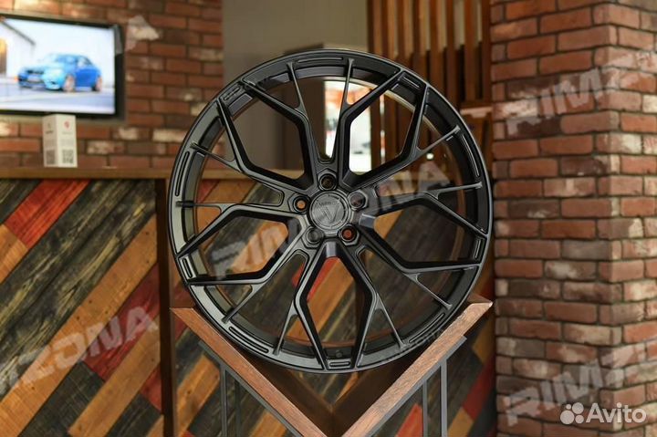 Кованый диск brixton R23 5x112