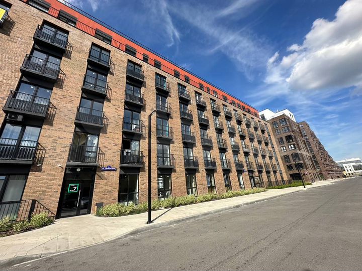 3-к. квартира, 81,9 м², 1/6 эт.