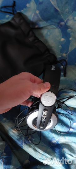 Sennheiser HD 205