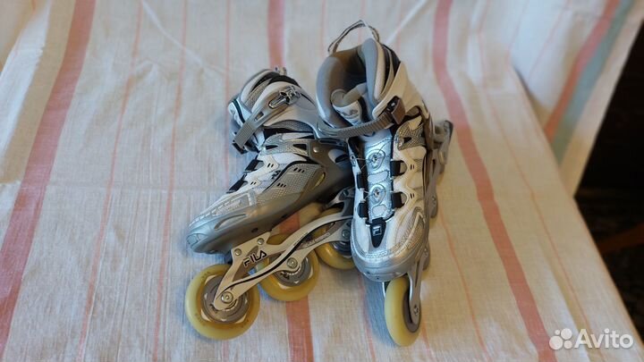 Роликовые коньки женские