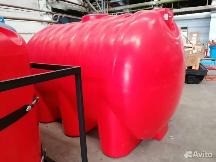 Емкость пластиковая для аграриев