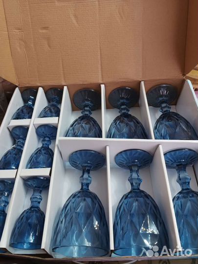 Бокалы из цветного стекла