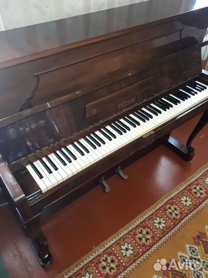 Пианино Petrof