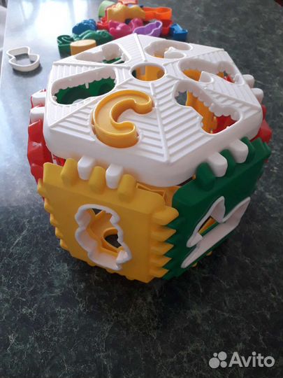 Развивающие игрушки Сортер большой