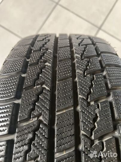 Nexen Winguard Ice 215/55 R16