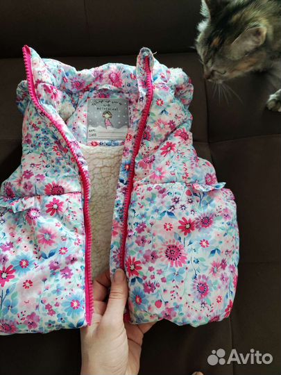 Жилетка/куртка на девочку утепленный mothercare