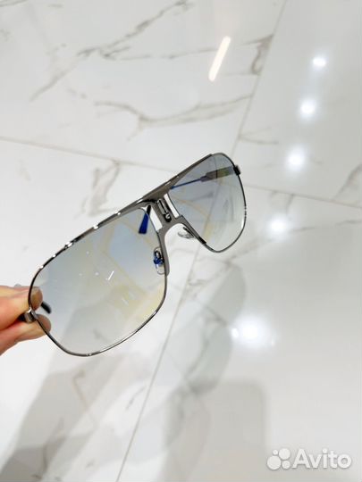 Солнцезащитные очки carrera