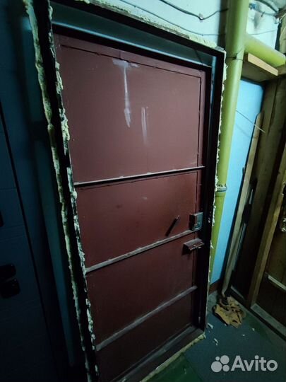 Дверь входная железная бу