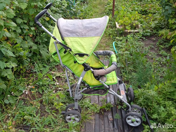 Прогулочная коляска трость