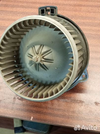 Вентилятор печки тойота