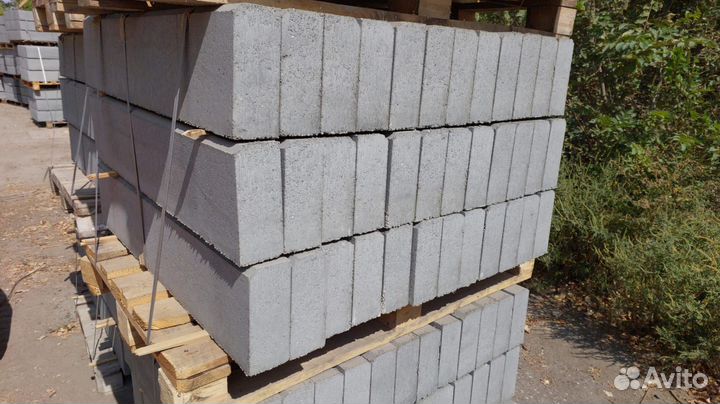 Бордюр тротуарный 1000х200х80 опт от 400 шт