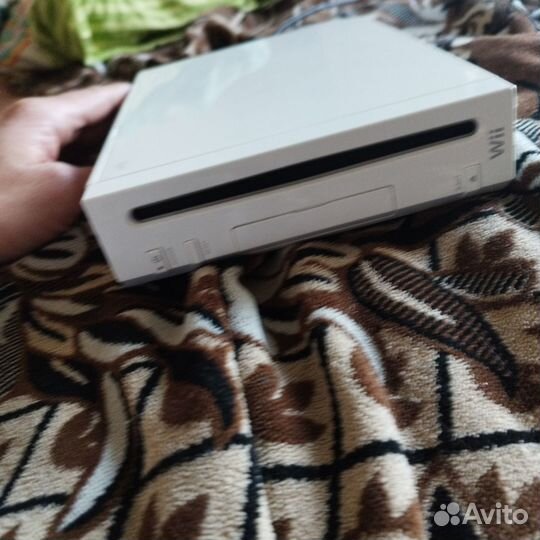 Игровая приставка Nintendo модель 001