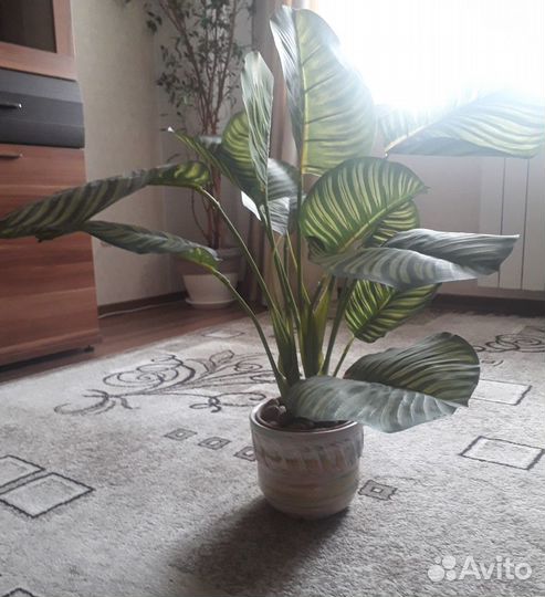 Цветок искусственной в горшке + дренаж