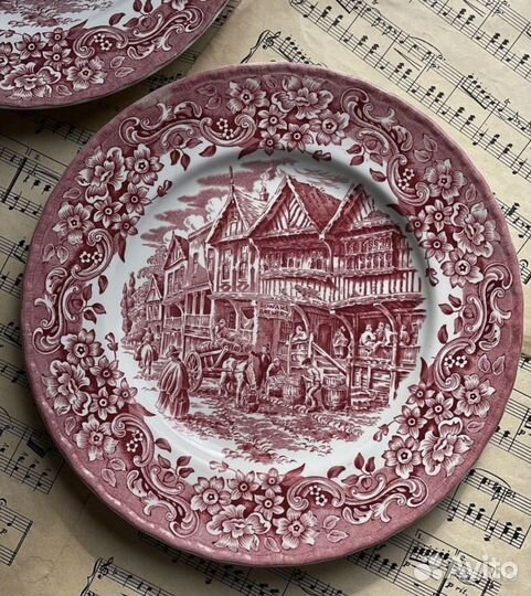 Винтажные английские тарелки, монохром