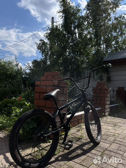 BMX mongoose legion l60