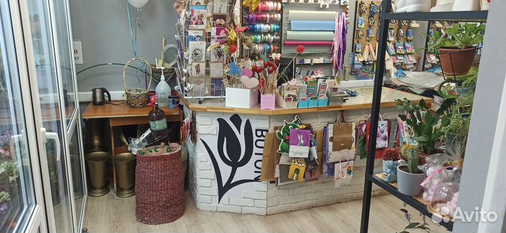 Действующий цветочный магазин