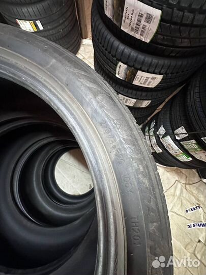 Triangle TH201 Sportex 275/40 R20 и 315/35 R20 106W