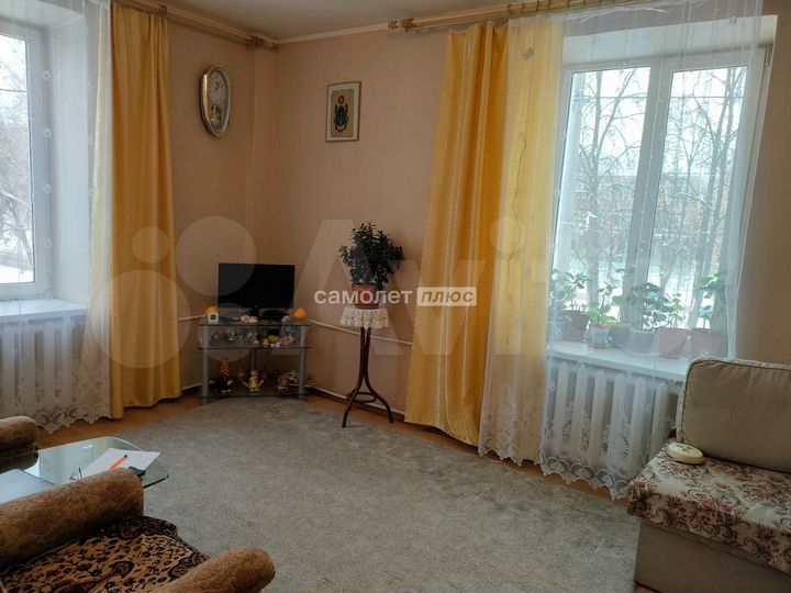 3-к. квартира, 57,5 м², 2/4 эт.