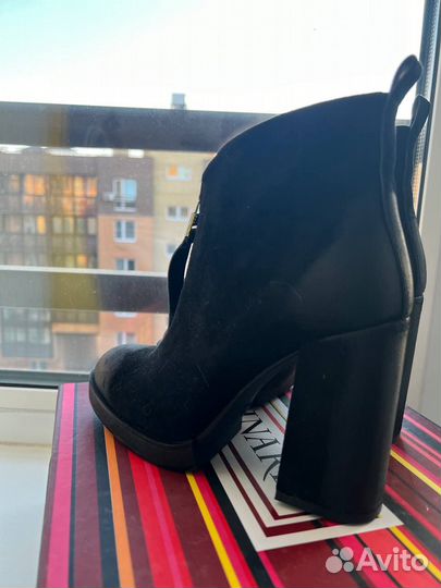 Ботинки демисезонные