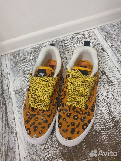 Vans knu skool дутыши