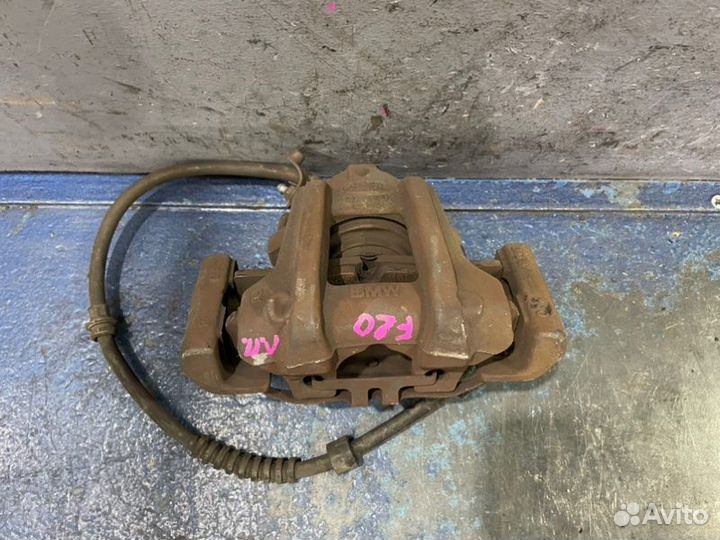 Суппорт передний левый Bmw 1 F20