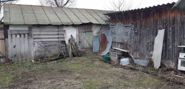 Дом 35 м² на участке 50 сот.