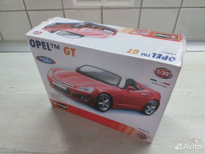 Сборная модель Opel GT 1:32