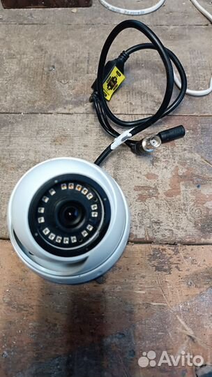Камера видеонаблюдения купольная
