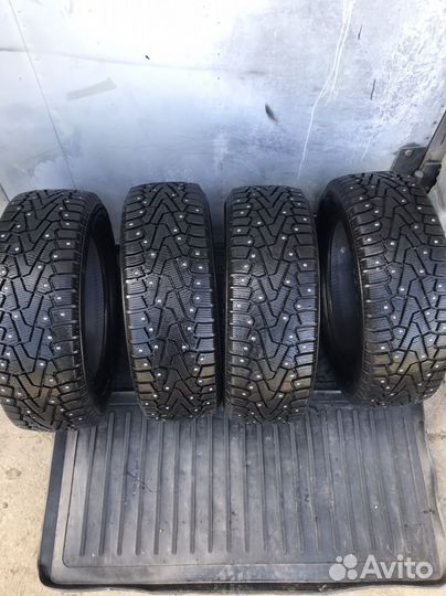 Pirelli Ice Zero 205/55 R16