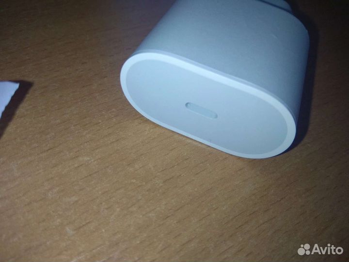 Зарядное устройство для iPhone новое