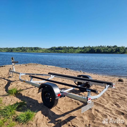 Новый прицеп для лодки от производителя
