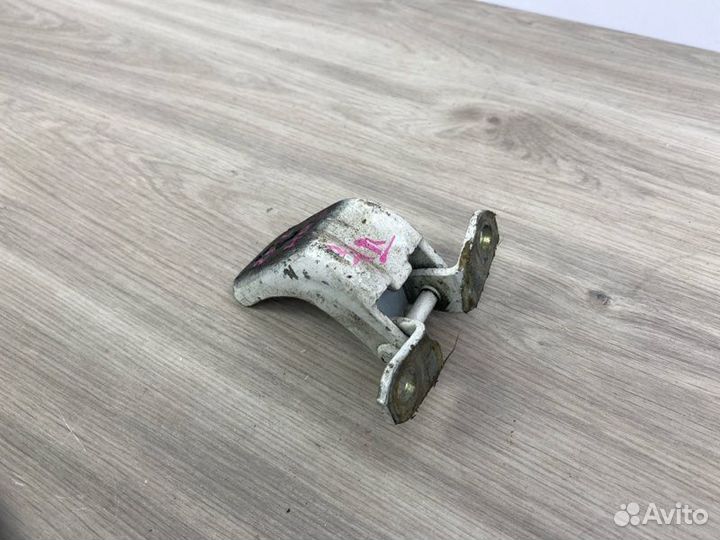 Петля двери задняя Infiniti Qx56 JA60 VK56DE 2005