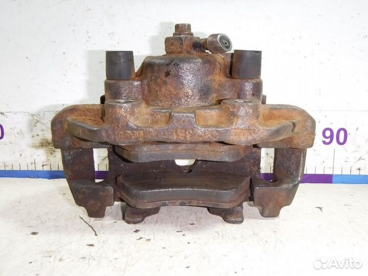 Суппорт передний правый Opel Vectra B