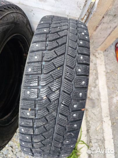 Viatti Brina Nordico V-522 205/65 R16 95T