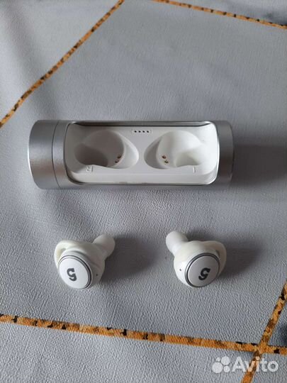 Беспроводные наушники