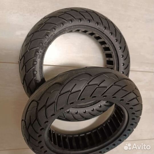 Литая бескамерная шина Ninebot Max G30