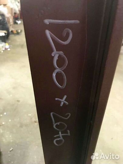 Дверь входная двухстворчатая металлическая новая