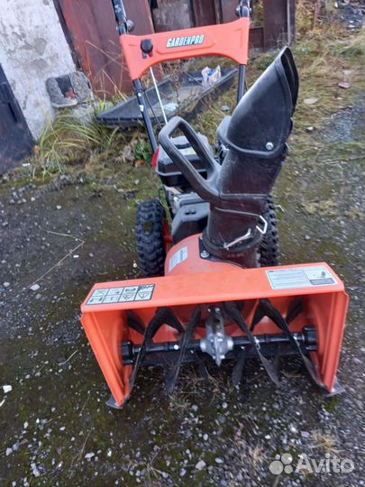 Снегоуборщик бензиновый самоходный бу